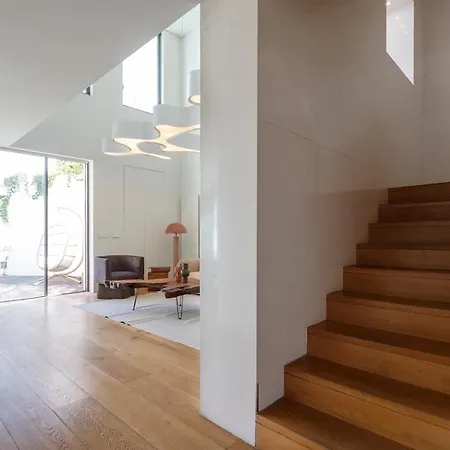 アパート Florez Townhouse リスボン